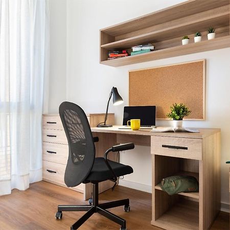 Micampus Armendariz Student Residence Sewilla Zewnętrze zdjęcie